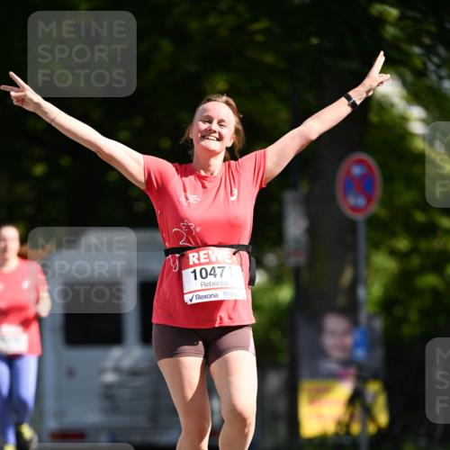 08.06.2024 - REWE Women's Run Dr. Thomas Lammeyer http://msf.ph/oto/6251181 09.06.2024 09:49:08 Laufen 10471 meine-sportfotos.de