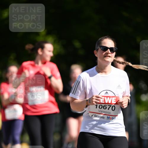 08.06.2024 - REWE Women's Run Dr. Thomas Lammeyer http://msf.ph/oto/6251188 09.06.2024 09:49:15 Laufen 10670 meine-sportfotos.de