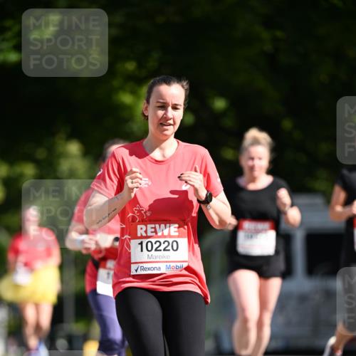 08.06.2024 - REWE Women's Run Dr. Thomas Lammeyer http://msf.ph/oto/6251193 09.06.2024 09:49:16 Laufen 10220 meine-sportfotos.de