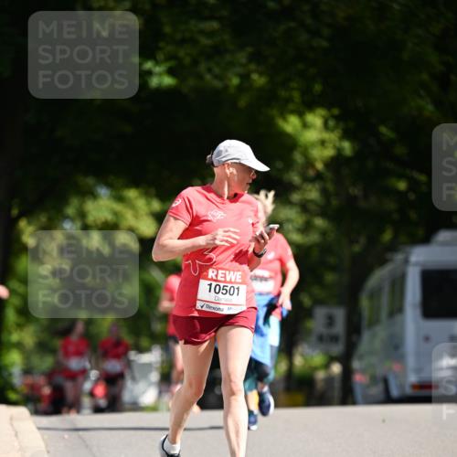 08.06.2024 - REWE Women's Run Dr. Thomas Lammeyer http://msf.ph/oto/6251263 09.06.2024 09:49:32 Laufen 10501 meine-sportfotos.de