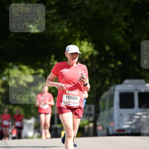 08.06.2024 - REWE Women's Run Dr. Thomas Lammeyer http://msf.ph/oto/6251267 09.06.2024 09:49:33 Laufen 10501 meine-sportfotos.de