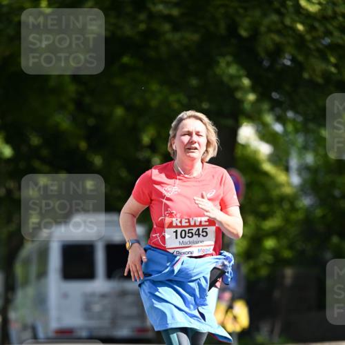 08.06.2024 - REWE Women's Run Dr. Thomas Lammeyer http://msf.ph/oto/6251291 09.06.2024 09:49:36 Laufen 10545 meine-sportfotos.de