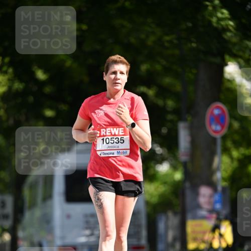 08.06.2024 - REWE Women's Run Dr. Thomas Lammeyer http://msf.ph/oto/6251313 09.06.2024 09:49:39 Laufen 10535 meine-sportfotos.de