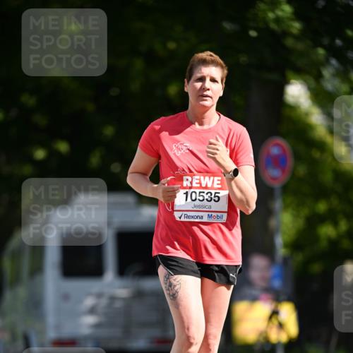 08.06.2024 - REWE Women's Run Dr. Thomas Lammeyer http://msf.ph/oto/6251318 09.06.2024 09:49:40 Laufen 10535 meine-sportfotos.de