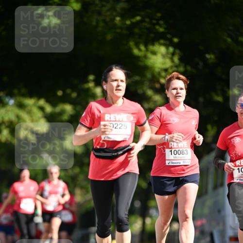 08.06.2024 - REWE Women's Run Dr. Thomas Lammeyer http://msf.ph/oto/6251371 09.06.2024 09:49:52 Laufen 225, 10083, 10 meine-sportfotos.de