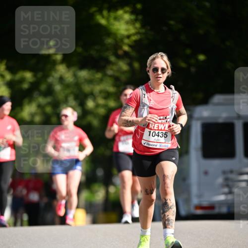 08.06.2024 - REWE Women's Run Dr. Thomas Lammeyer http://msf.ph/oto/6251403 09.06.2024 09:49:59 Laufen 10435 meine-sportfotos.de