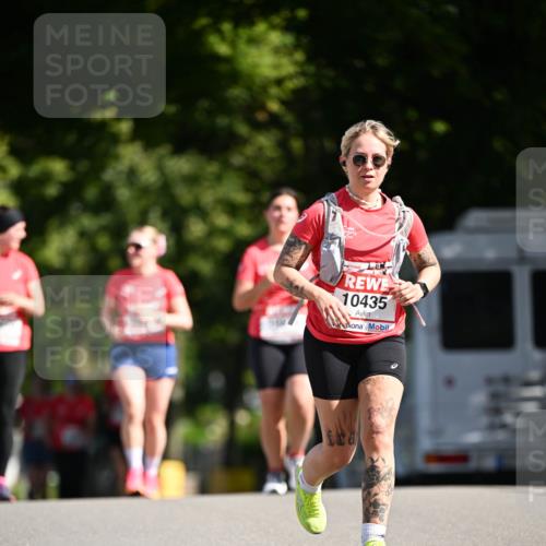 08.06.2024 - REWE Women's Run Dr. Thomas Lammeyer http://msf.ph/oto/6251405 09.06.2024 09:49:59 Laufen 10435 meine-sportfotos.de