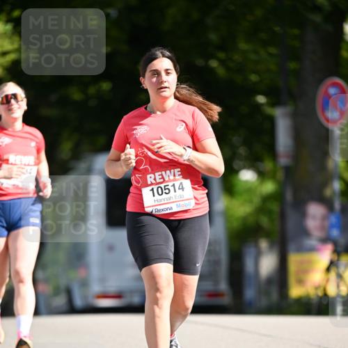 08.06.2024 - REWE Women's Run Dr. Thomas Lammeyer http://msf.ph/oto/6251437 09.06.2024 09:50:03 Laufen 10514 meine-sportfotos.de