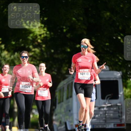08.06.2024 - REWE Women's Run Dr. Thomas Lammeyer http://msf.ph/oto/6251484 09.06.2024 09:50:09 Laufen 10324, 1036, 1033, 10110 meine-sportfotos.de