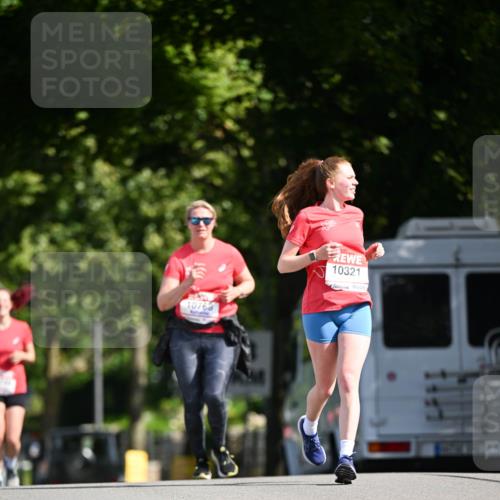 08.06.2024 - REWE Women's Run Dr. Thomas Lammeyer http://msf.ph/oto/6251554 09.06.2024 09:50:19 Laufen 10768, 10321 meine-sportfotos.de