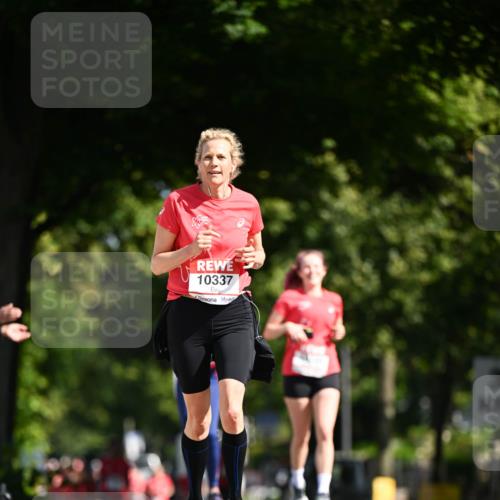 08.06.2024 - REWE Women's Run Dr. Thomas Lammeyer http://msf.ph/oto/6251577 09.06.2024 09:50:22 Laufen 10337 meine-sportfotos.de