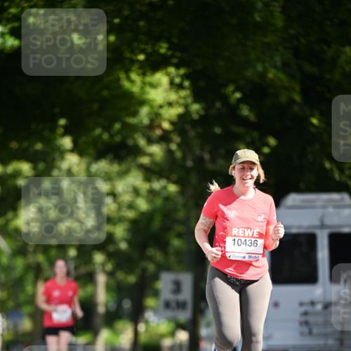 08.06.2024 - REWE Women's Run Dr. Thomas Lammeyer http://msf.ph/oto/6251647 09.06.2024 09:50:37 Laufen 10436 meine-sportfotos.de