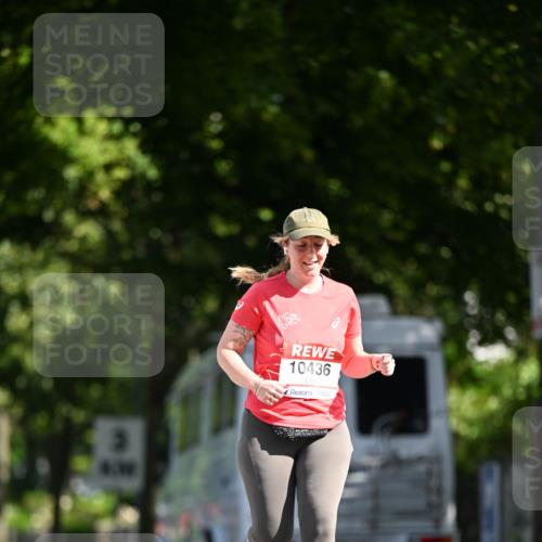 08.06.2024 - REWE Women's Run Dr. Thomas Lammeyer http://msf.ph/oto/6251654 09.06.2024 09:50:37 Laufen 10436 meine-sportfotos.de