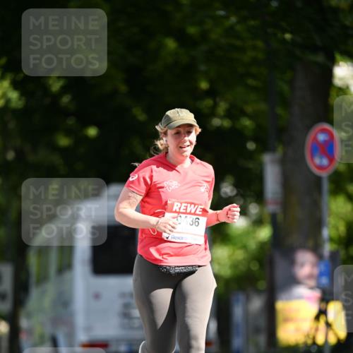 08.06.2024 - REWE Women's Run Dr. Thomas Lammeyer http://msf.ph/oto/6251663 09.06.2024 09:50:38 Laufen 0436 meine-sportfotos.de