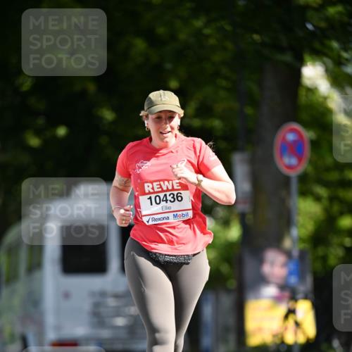 08.06.2024 - REWE Women's Run Dr. Thomas Lammeyer http://msf.ph/oto/6251666 09.06.2024 09:50:38 Laufen 10436 meine-sportfotos.de