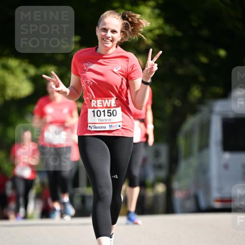 08.06.2024 - REWE Women's Run Dr. Thomas Lammeyer http://msf.ph/oto/6251766 09.06.2024 09:50:55 Laufen 10150 meine-sportfotos.de