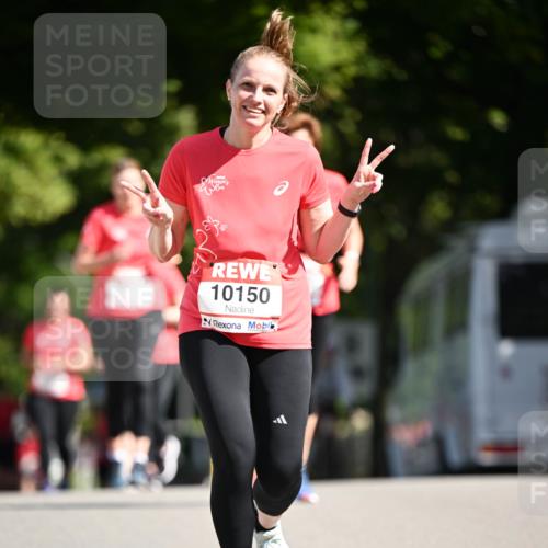 08.06.2024 - REWE Women's Run Dr. Thomas Lammeyer http://msf.ph/oto/6251767 09.06.2024 09:50:55 Laufen 10150 meine-sportfotos.de