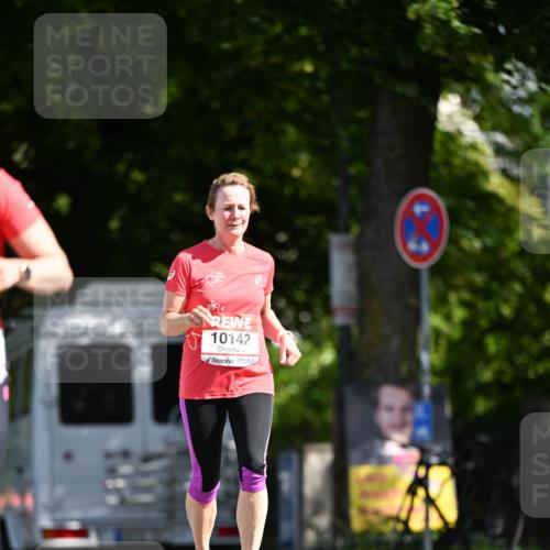 08.06.2024 - REWE Women's Run Dr. Thomas Lammeyer http://msf.ph/oto/6251857 09.06.2024 09:51:12 Laufen 10142 meine-sportfotos.de