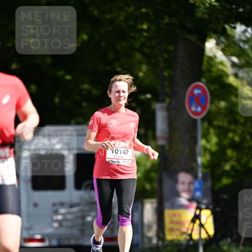 08.06.2024 - REWE Women's Run Dr. Thomas Lammeyer http://msf.ph/oto/6251859 09.06.2024 09:51:13 Laufen 10142 meine-sportfotos.de