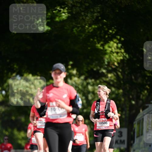 08.06.2024 - REWE Women's Run Dr. Thomas Lammeyer http://msf.ph/oto/6251879 09.06.2024 09:51:16 Laufen 10290, 1010, 10506, 3 meine-sportfotos.de
