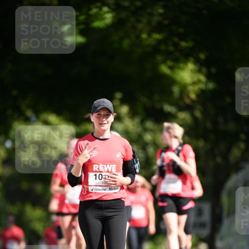 08.06.2024 - REWE Women's Run Dr. Thomas Lammeyer http://msf.ph/oto/6251882 09.06.2024 09:51:16 Laufen 10 meine-sportfotos.de