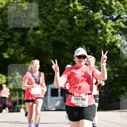 08.06.2024 - REWE Women's Run Dr. Thomas Lammeyer http://msf.ph/oto/6251934 09.06.2024 09:51:22 Laufen 10198 meine-sportfotos.de