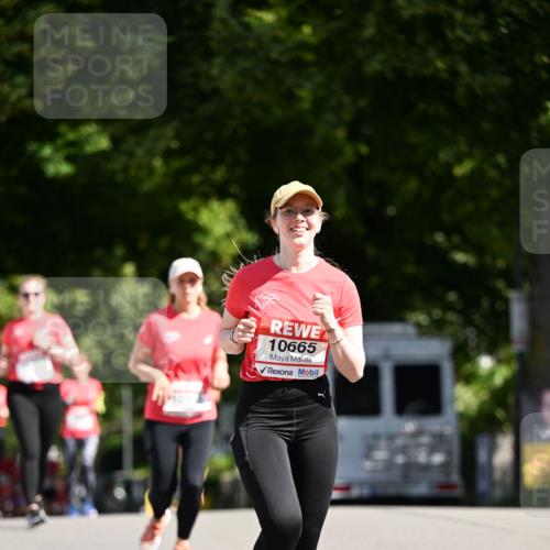 08.06.2024 - REWE Women's Run Dr. Thomas Lammeyer http://msf.ph/oto/6251987 09.06.2024 09:51:29 Laufen 10665 meine-sportfotos.de