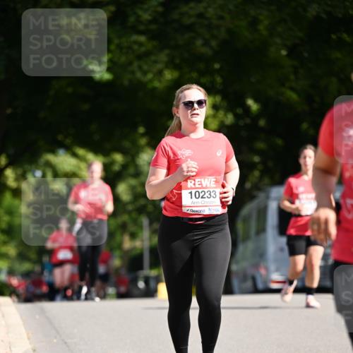 08.06.2024 - REWE Women's Run Dr. Thomas Lammeyer http://msf.ph/oto/6252021 09.06.2024 09:51:33 Laufen 10233 meine-sportfotos.de