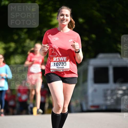 08.06.2024 - REWE Women's Run Dr. Thomas Lammeyer http://msf.ph/oto/6252087 09.06.2024 09:51:44 Laufen 311, 10733 meine-sportfotos.de