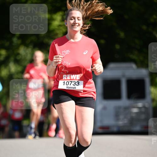 08.06.2024 - REWE Women's Run Dr. Thomas Lammeyer http://msf.ph/oto/6252090 09.06.2024 09:51:44 Laufen 10733 meine-sportfotos.de