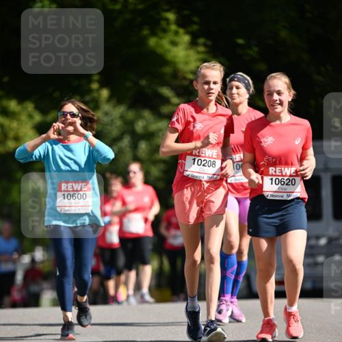 08.06.2024 - REWE Women's Run Dr. Thomas Lammeyer http://msf.ph/oto/6252117 09.06.2024 09:51:47 Laufen 10600, 10208, 0, 10620 meine-sportfotos.de