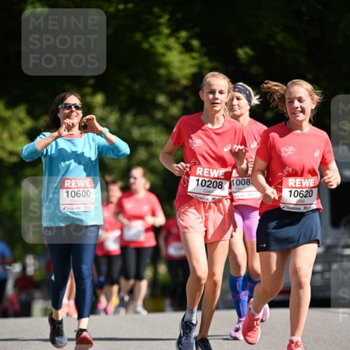 08.06.2024 - REWE Women's Run Dr. Thomas Lammeyer http://msf.ph/oto/6252120 09.06.2024 09:51:47 Laufen 10600, 10208, 3437, 1008, 10620 meine-sportfotos.de