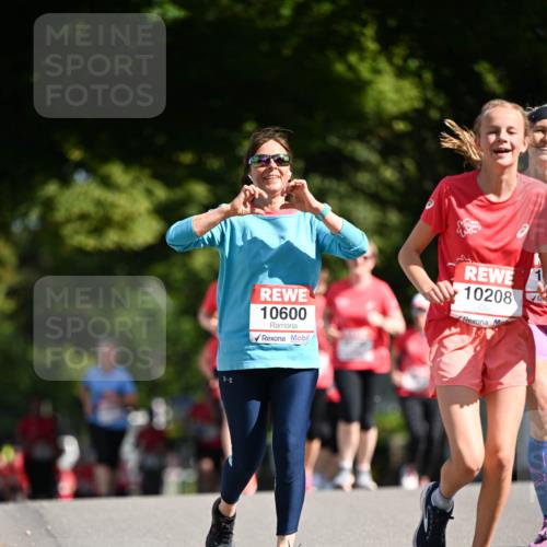 08.06.2024 - REWE Women's Run Dr. Thomas Lammeyer http://msf.ph/oto/6252126 09.06.2024 09:51:48 Laufen 10600, 10208 meine-sportfotos.de