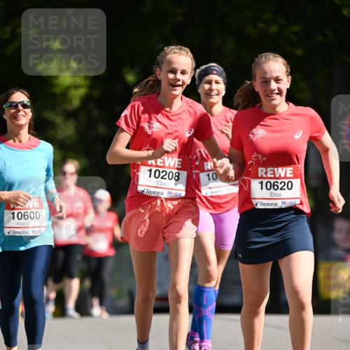 08.06.2024 - REWE Women's Run Dr. Thomas Lammeyer http://msf.ph/oto/6252130 09.06.2024 09:51:49 Laufen 10600, 10208, 10, 10620 meine-sportfotos.de