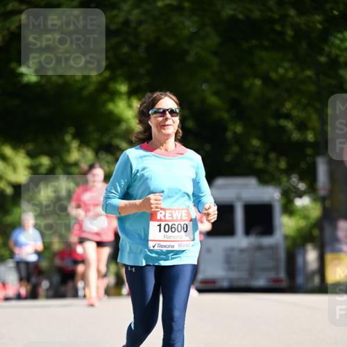 08.06.2024 - REWE Women's Run Dr. Thomas Lammeyer http://msf.ph/oto/6252144 09.06.2024 09:51:50 Laufen 10600 meine-sportfotos.de