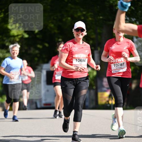 08.06.2024 - REWE Women's Run Dr. Thomas Lammeyer http://msf.ph/oto/6252199 09.06.2024 09:51:57 Laufen 10694, 10787 meine-sportfotos.de