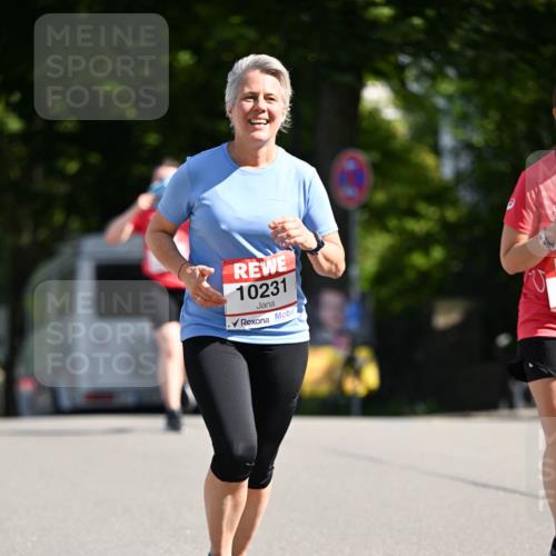 08.06.2024 - REWE Women's Run Dr. Thomas Lammeyer http://msf.ph/oto/6252228 09.06.2024 09:52:00 Laufen 10231 meine-sportfotos.de