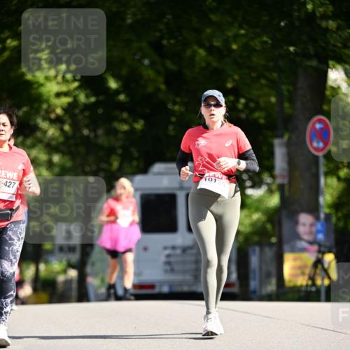 08.06.2024 - REWE Women's Run Dr. Thomas Lammeyer http://msf.ph/oto/6252278 09.06.2024 09:52:07 Laufen 427, 10125 meine-sportfotos.de