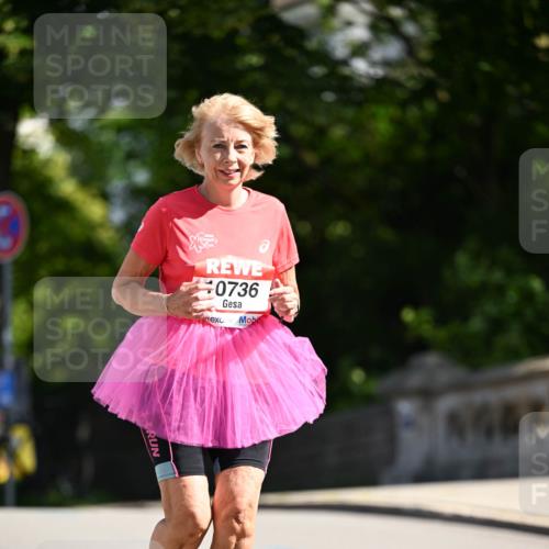 08.06.2024 - REWE Women's Run Dr. Thomas Lammeyer http://msf.ph/oto/6252337 09.06.2024 09:52:15 Laufen 0736 meine-sportfotos.de