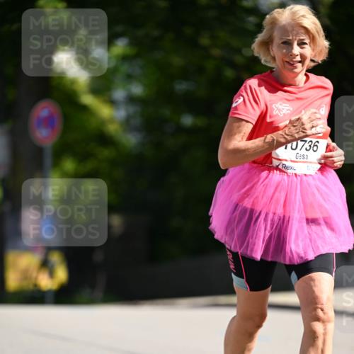 08.06.2024 - REWE Women's Run Dr. Thomas Lammeyer http://msf.ph/oto/6252343 09.06.2024 09:52:15 Laufen 0736 meine-sportfotos.de