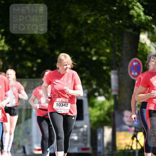 08.06.2024 - REWE Women's Run Dr. Thomas Lammeyer http://msf.ph/oto/6252358 09.06.2024 09:52:20 Laufen 10342 meine-sportfotos.de