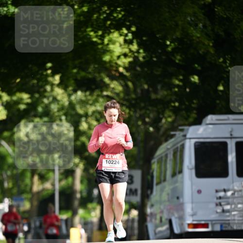 08.06.2024 - REWE Women's Run Dr. Thomas Lammeyer http://msf.ph/oto/6252420 09.06.2024 09:52:27 Laufen 10224 meine-sportfotos.de