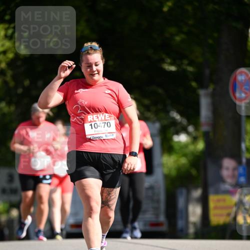 08.06.2024 - REWE Women's Run Dr. Thomas Lammeyer http://msf.ph/oto/6252499 09.06.2024 09:52:43 Laufen 10470 meine-sportfotos.de