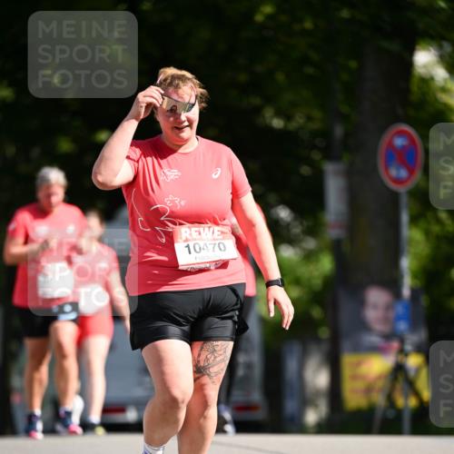 08.06.2024 - REWE Women's Run Dr. Thomas Lammeyer http://msf.ph/oto/6252505 09.06.2024 09:52:44 Laufen 10470 meine-sportfotos.de