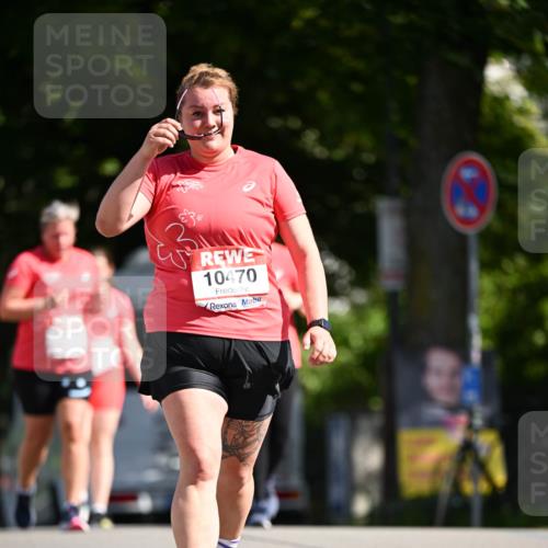08.06.2024 - REWE Women's Run Dr. Thomas Lammeyer http://msf.ph/oto/6252506 09.06.2024 09:52:44 Laufen 10470 meine-sportfotos.de