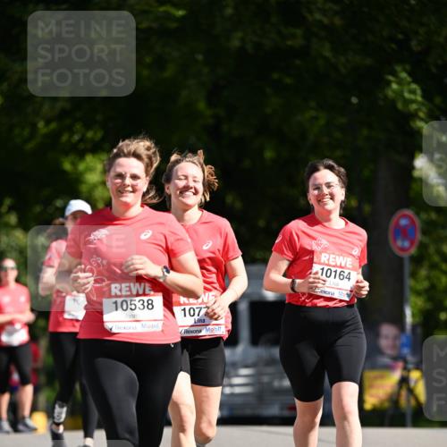 08.06.2024 - REWE Women's Run Dr. Thomas Lammeyer http://msf.ph/oto/6252716 09.06.2024 09:53:18 Laufen 10538, 1077, 10164 meine-sportfotos.de