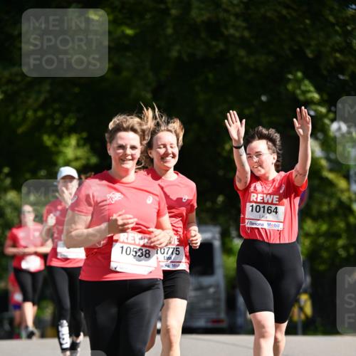 08.06.2024 - REWE Women's Run Dr. Thomas Lammeyer http://msf.ph/oto/6252720 09.06.2024 09:53:19 Laufen 10538, 10775, 10164 meine-sportfotos.de