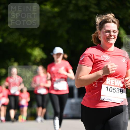 08.06.2024 - REWE Women's Run Dr. Thomas Lammeyer http://msf.ph/oto/6252731 09.06.2024 09:53:20 Laufen 10538 meine-sportfotos.de