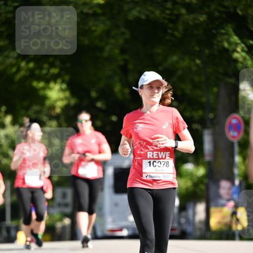 08.06.2024 - REWE Women's Run Dr. Thomas Lammeyer http://msf.ph/oto/6252735 09.06.2024 09:53:21 Laufen 10078, 1 meine-sportfotos.de