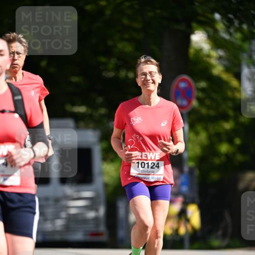 08.06.2024 - REWE Women's Run Dr. Thomas Lammeyer http://msf.ph/oto/6252793 09.06.2024 09:53:28 Laufen 10124 meine-sportfotos.de